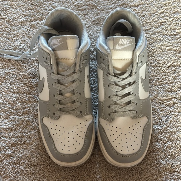 grey nike dunk low - Picture 3 of 5